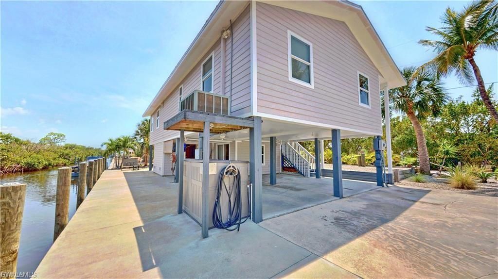 8161 Moyer Ln, Bokeelia, FL 33922 Photo