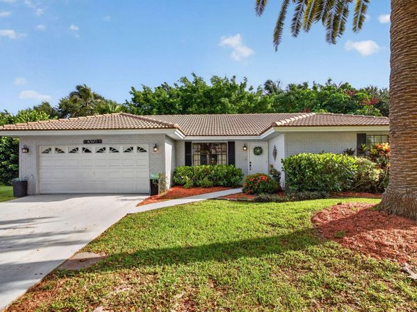 10873 NW 10th Place, Coral Springs, FL 33071