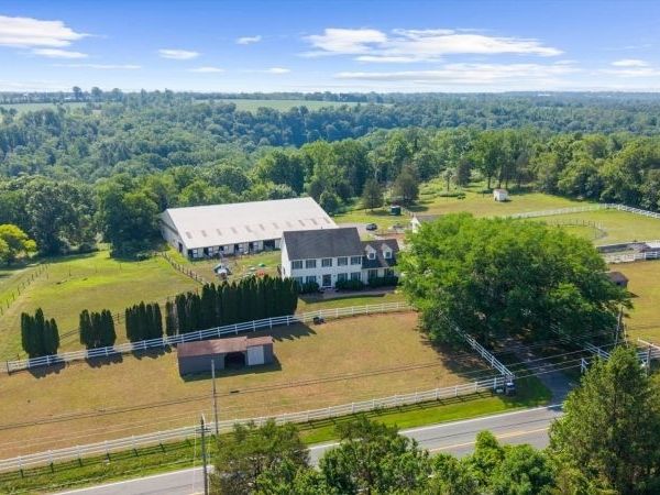 152 County Road 513, Alexandria, NJ 08825