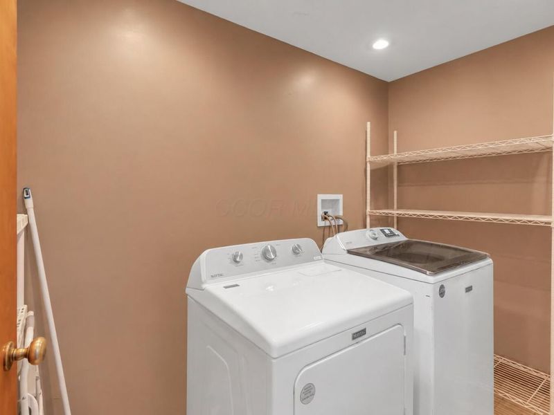 521 E Johnstown Road, Columbus, OH 43230 Photo 19