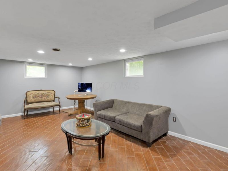 521 E Johnstown Road, Columbus, OH 43230 Photo 21