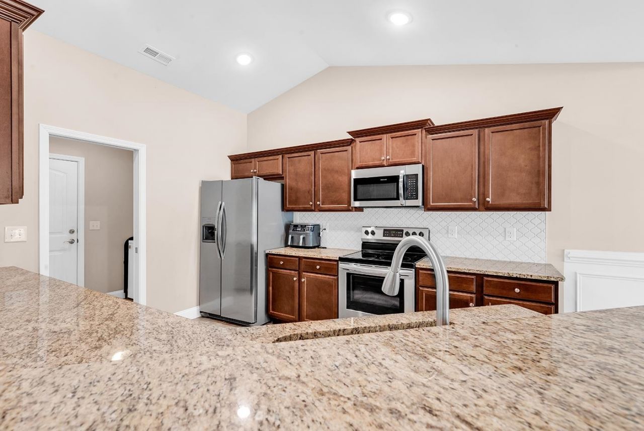 4485 Marshwood Dr. Photo 10