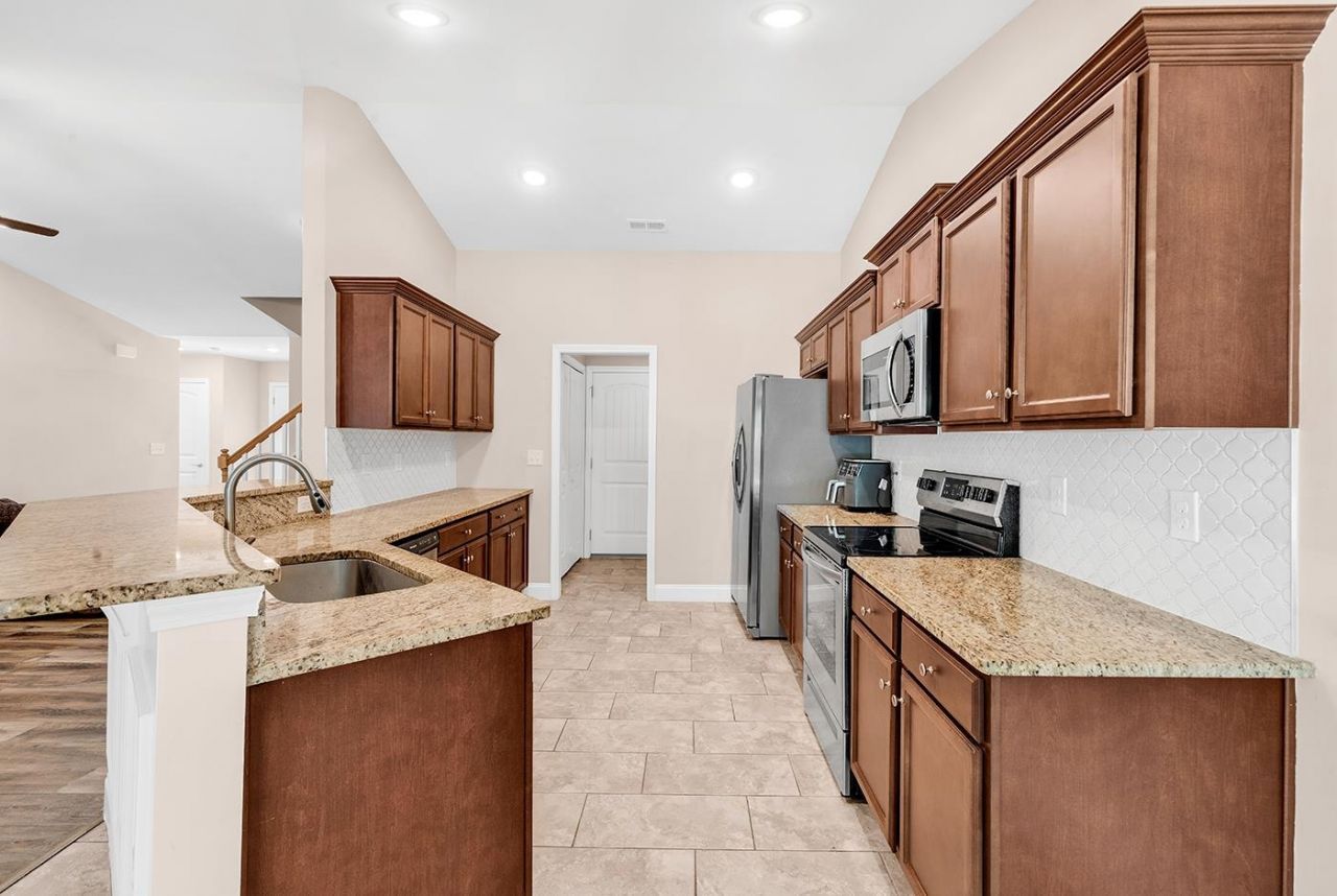 4485 Marshwood Dr. Photo 11