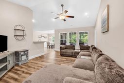 4485 Marshwood Dr. photo 4