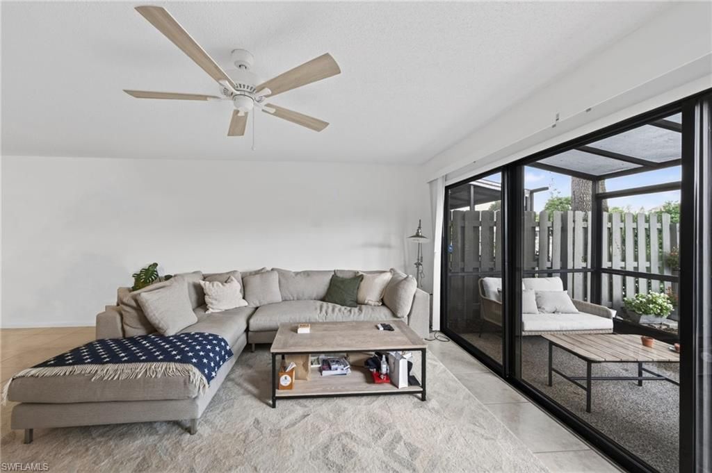 823 Meadowland Dr, Unit D, Naples, FL 34108 Photo