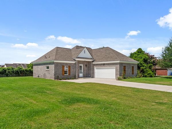 7416 Dunbarton Drive, Horn Lake, MS 38637