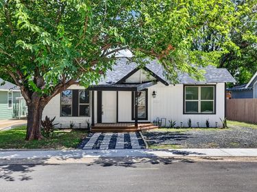 924 Nolte Drive, Dallas, TX 75208