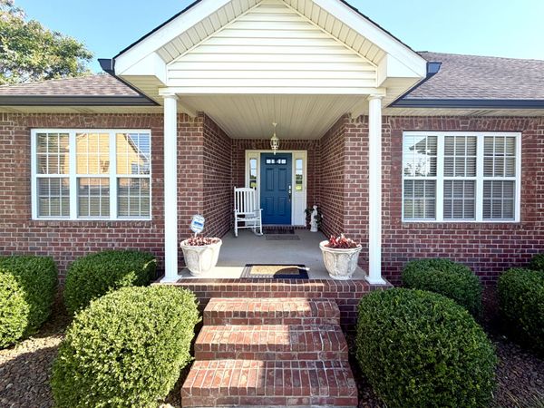 419 W Hester Rd , Cottontown, TN 37048