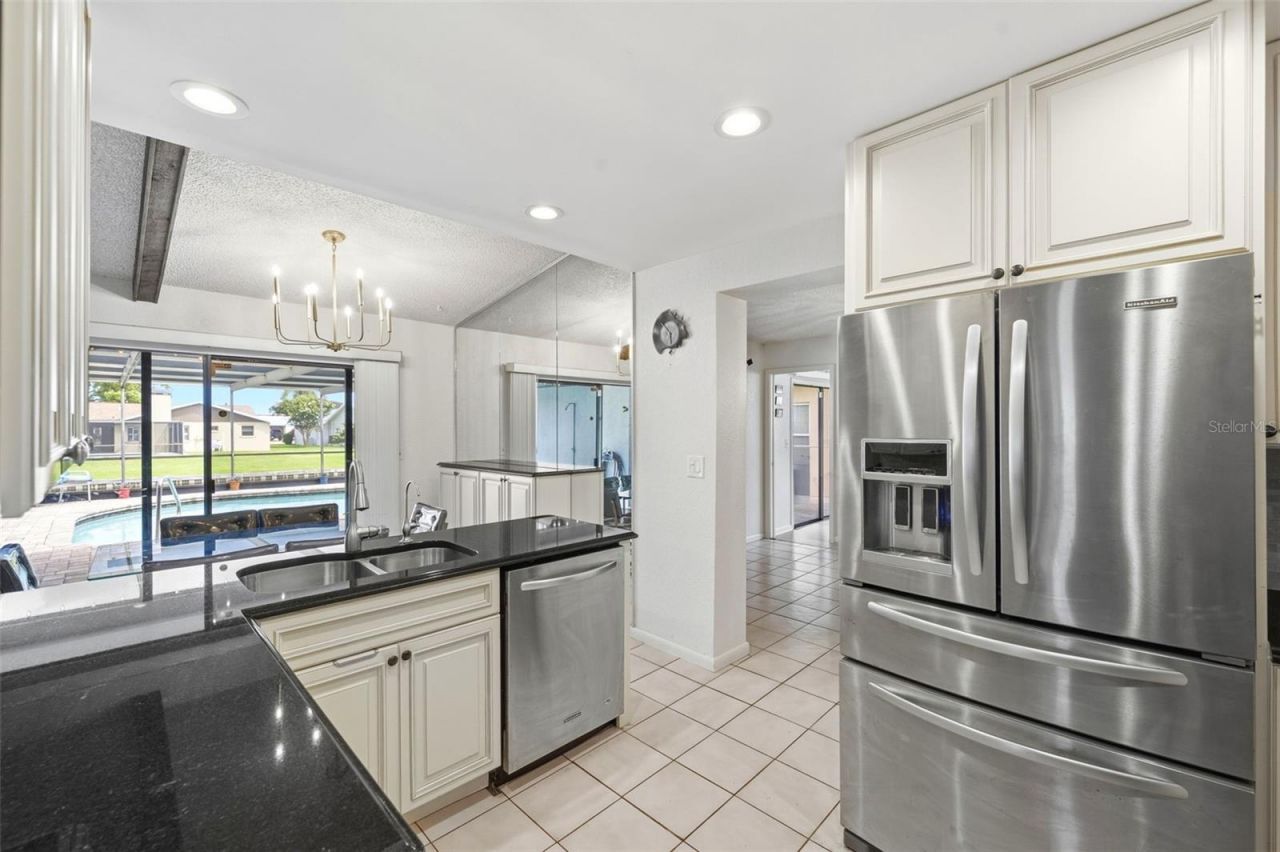 10744 97th Street , Largo, FL 33773 Photo