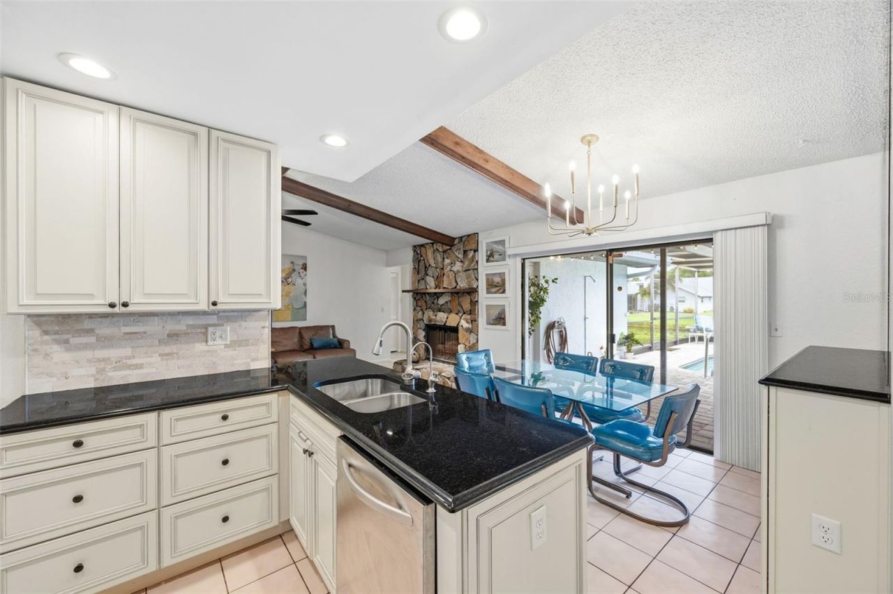 10744 97th Street , Largo, FL 33773 Photo