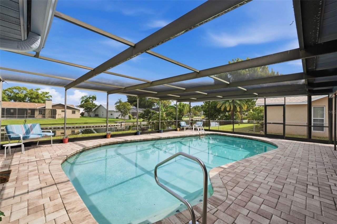 10744 97th Street , Largo, FL 33773 Photo