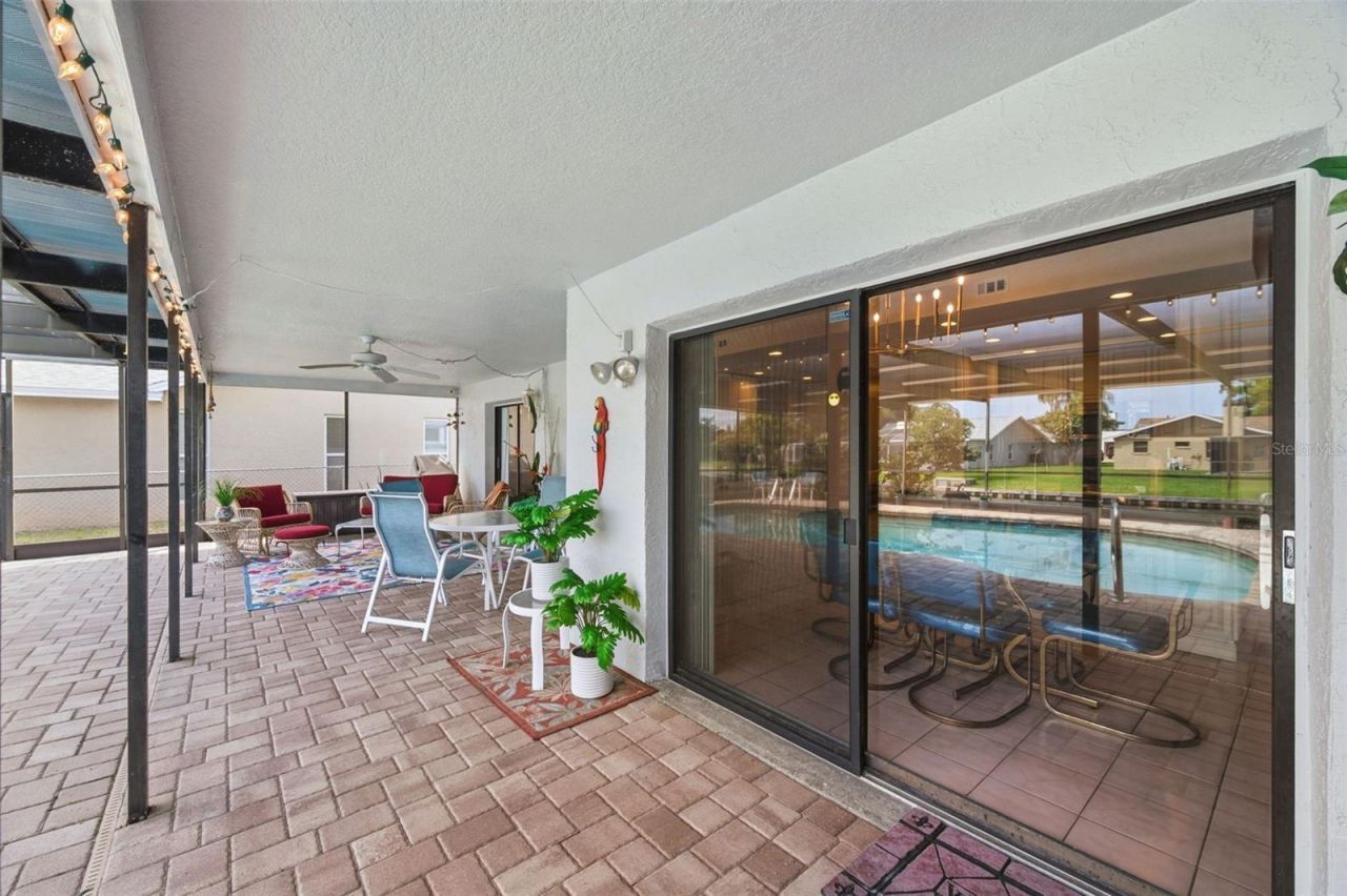 10744 97th Street , Largo, FL 33773 Photo