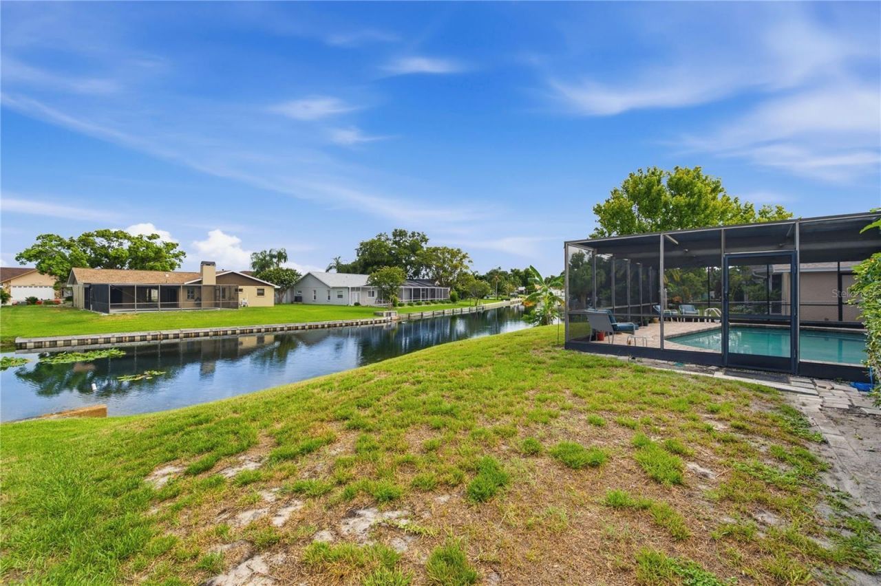 10744 97th Street , Largo, FL 33773 Photo