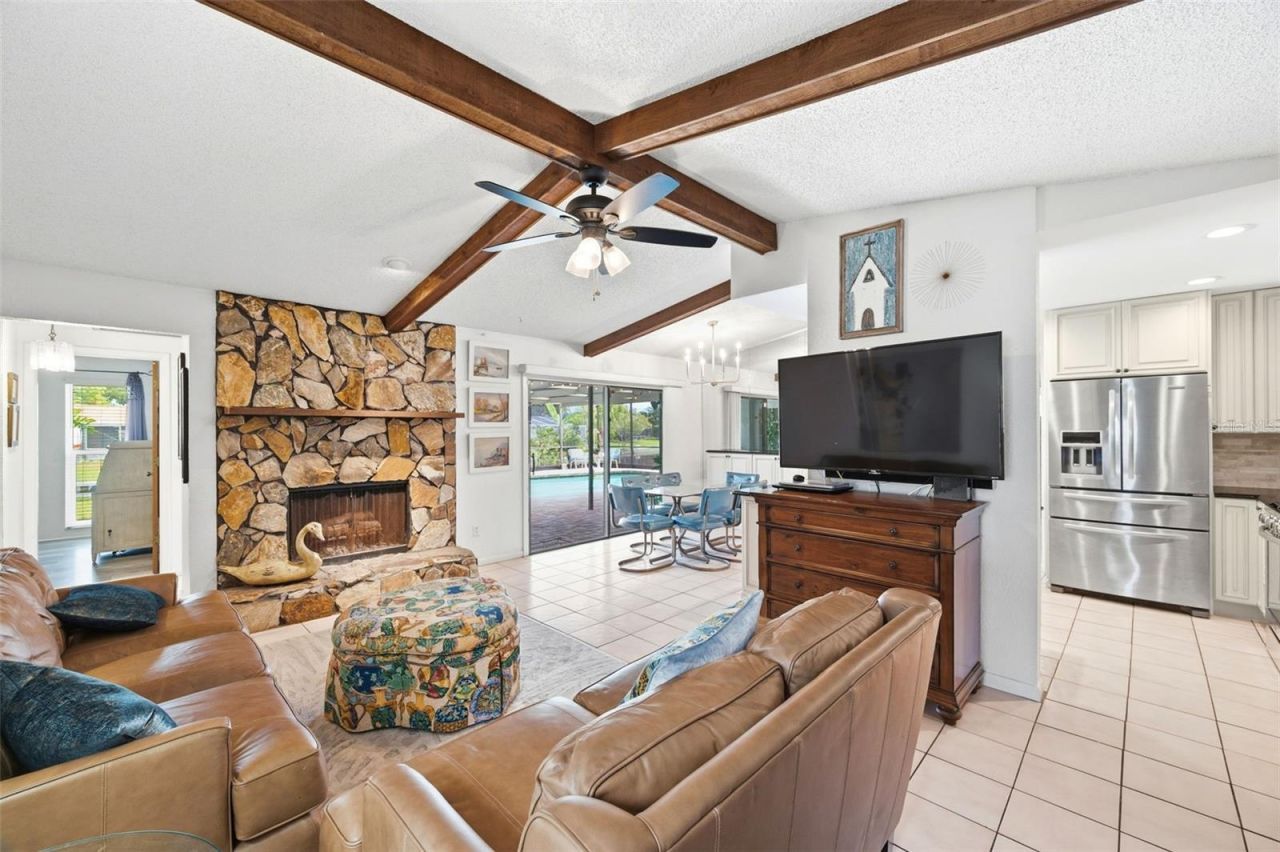 10744 97th Street , Largo, FL 33773 Photo