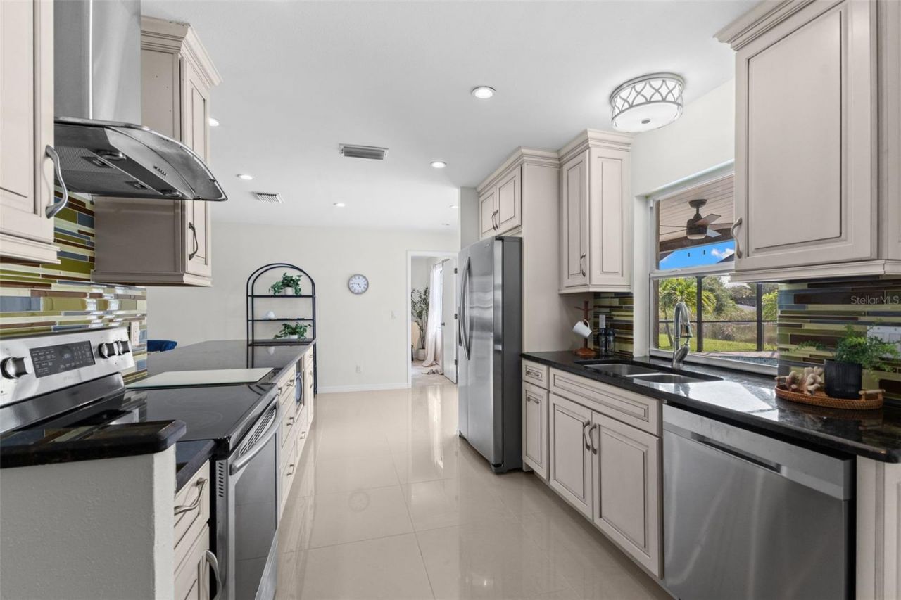 12149 Wild Acres Road, Largo, FL 33773 Photo