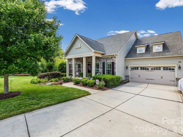 8477 Whitworth Avenue , Harrisburg, NC 28075