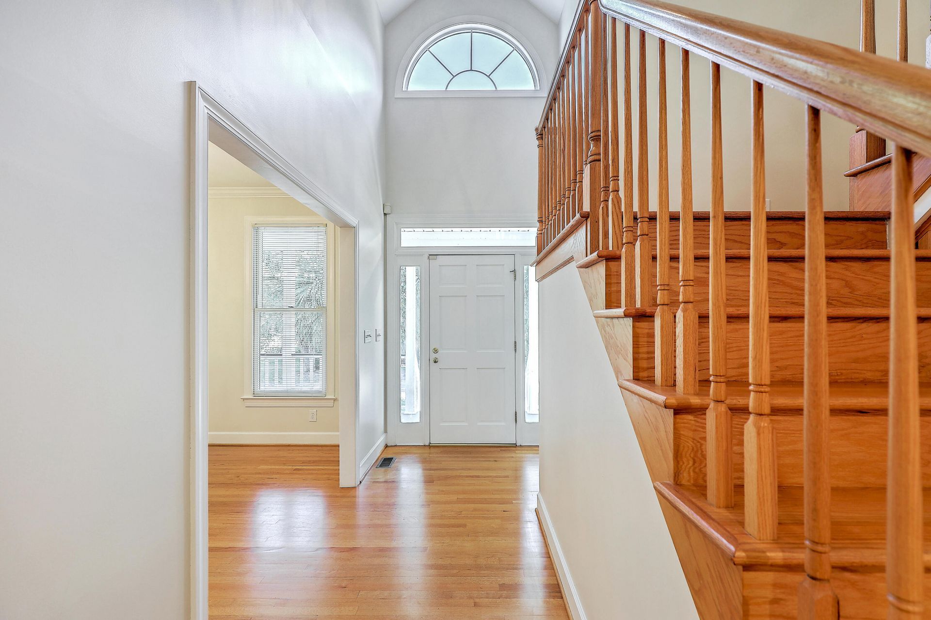 317 Rutherford Street Photo 10