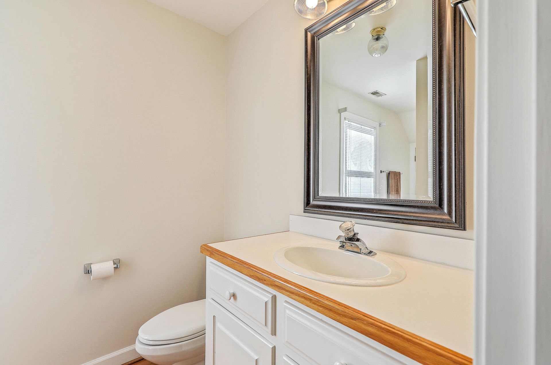 317 Rutherford Street Photo 39