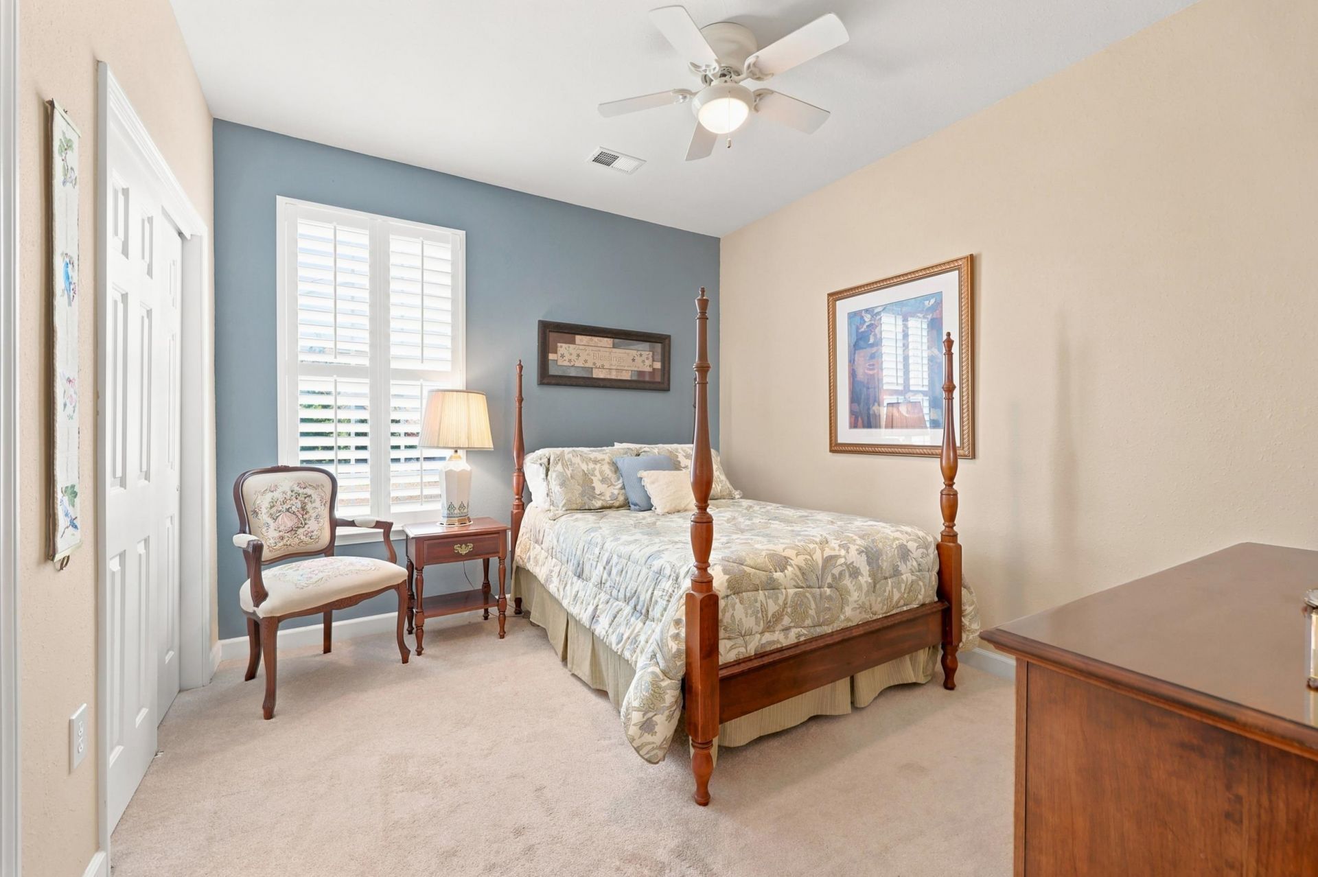 557 Vermillion Dr.  Photo 14