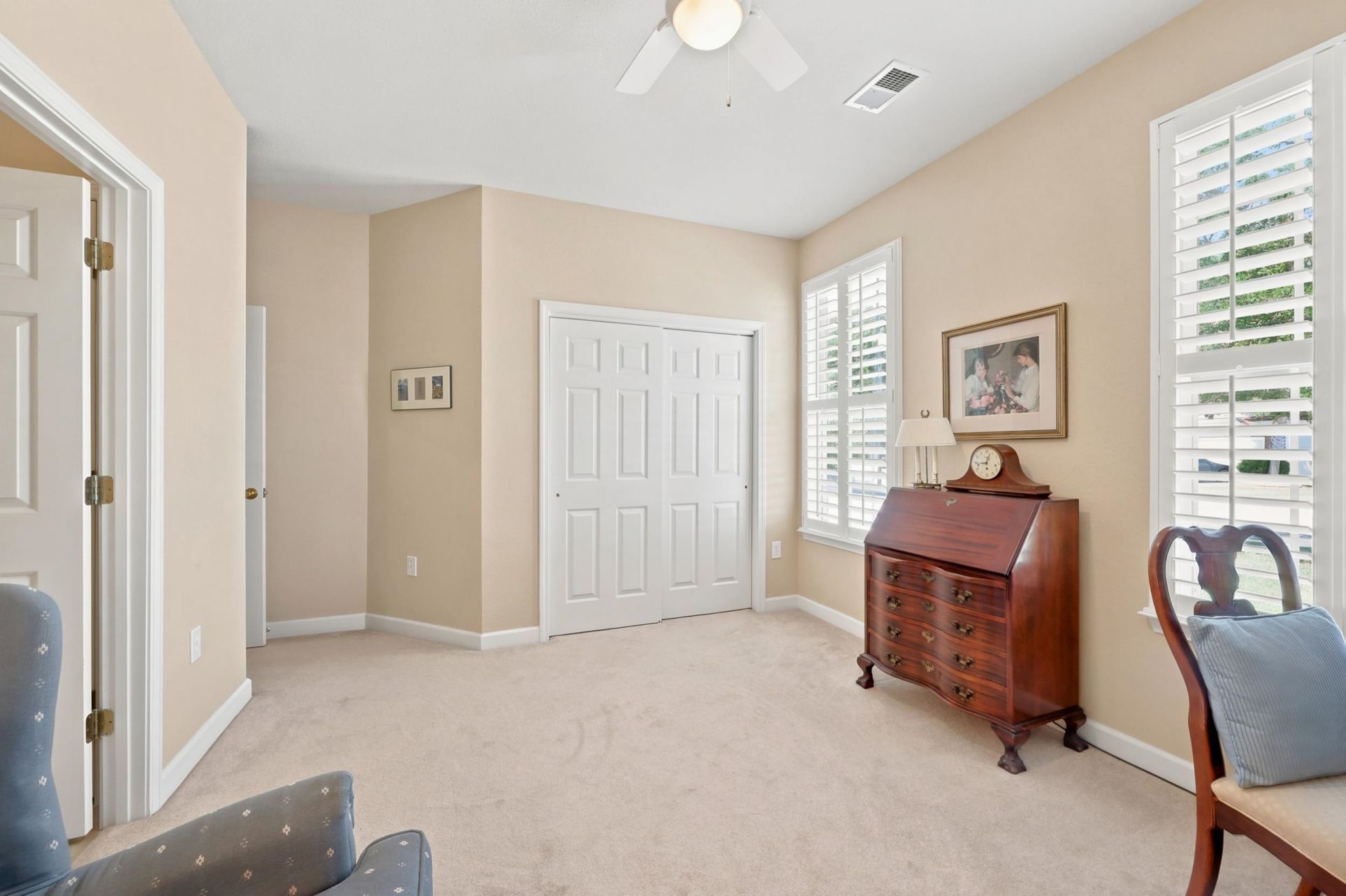 557 Vermillion Dr.  Photo 18