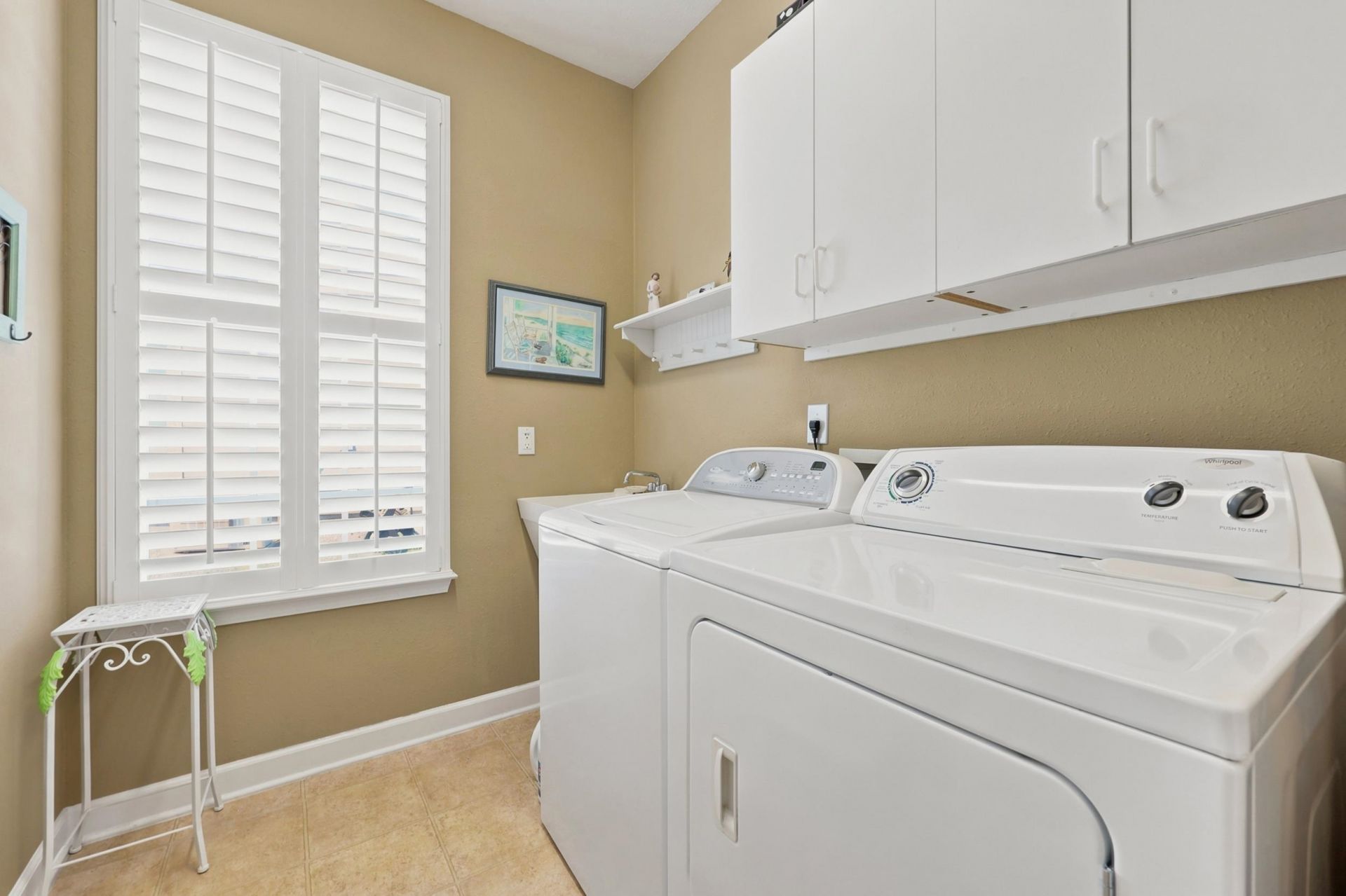 557 Vermillion Dr.  Photo 35