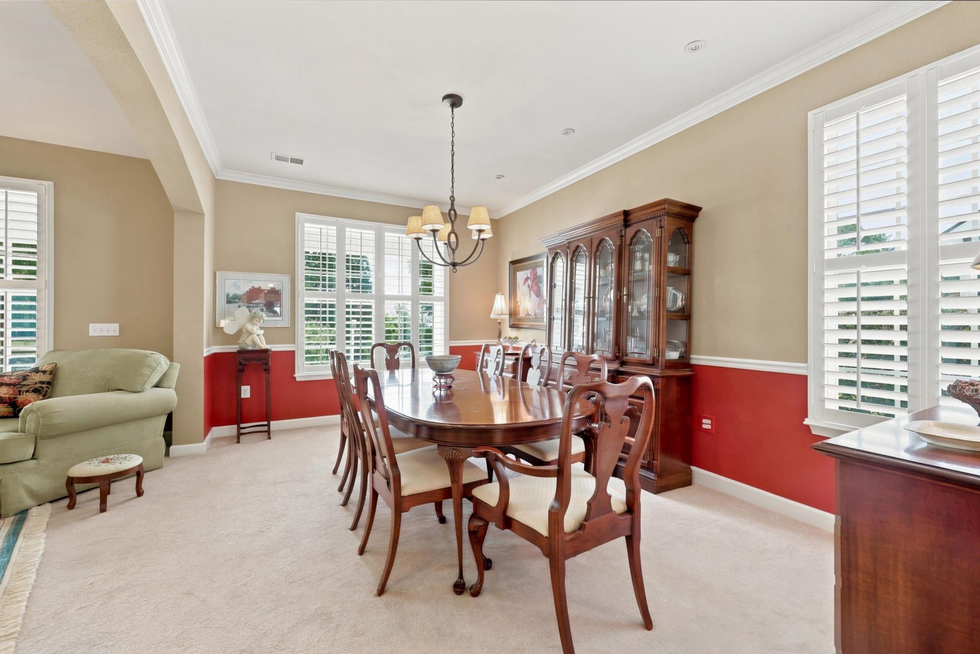 557 Vermillion Dr.  Photo 8