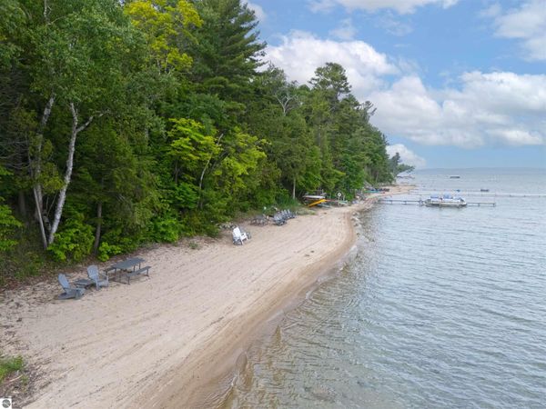 8934 Crockett Road, Williamsburg, MI 49690