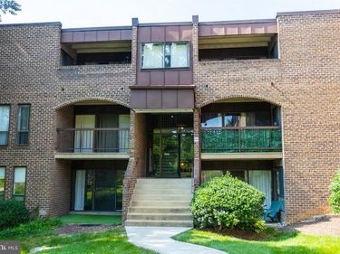11240 CHESTNUT GROVE SQUARE, Unit 157, RESTON, VA 20190