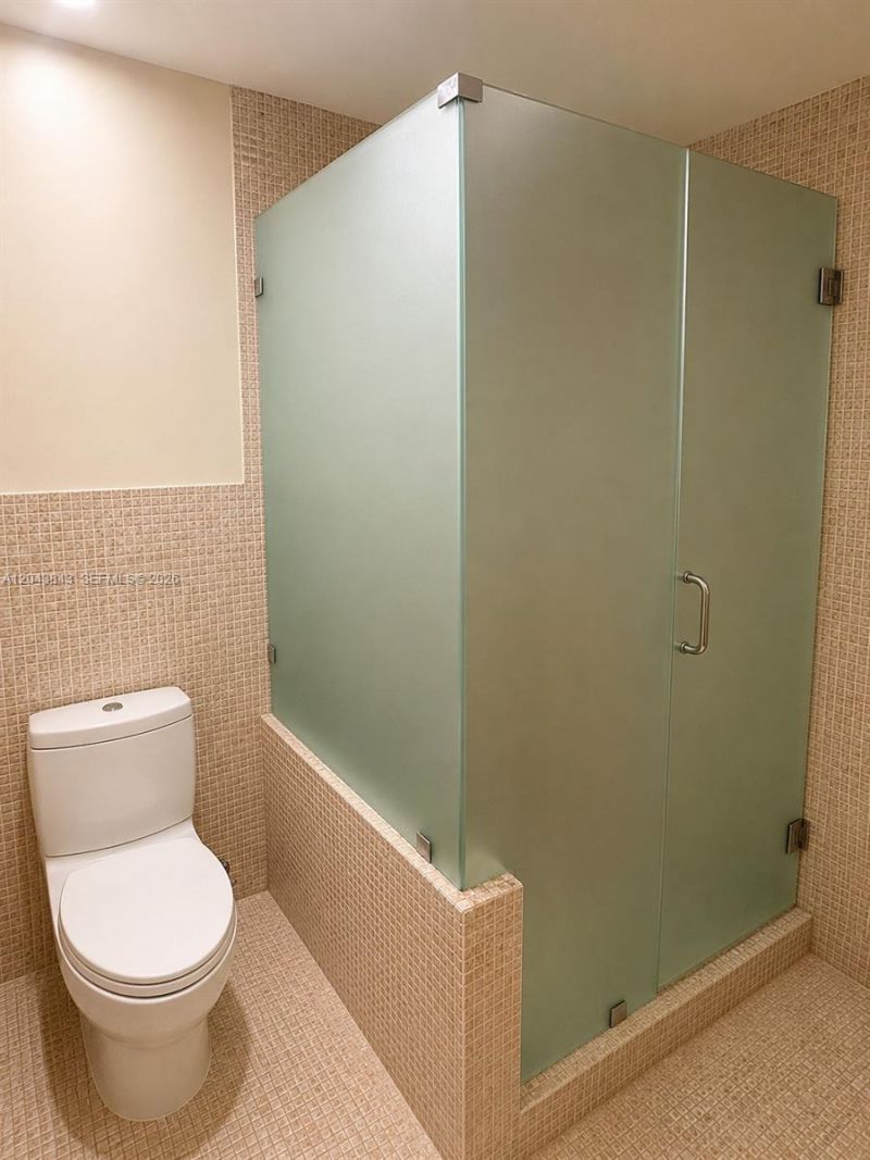 5255 Collins Ave, Unit 7B, Miami Beach, FL 33140 Photo