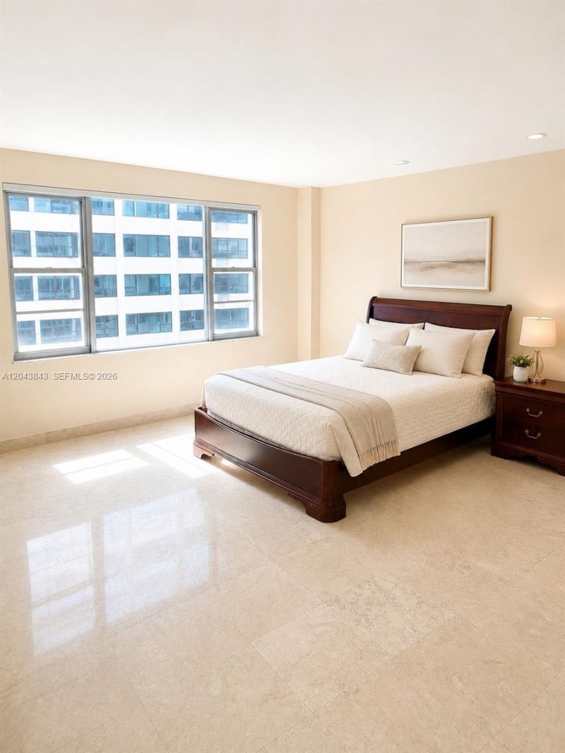 5255 Collins Ave, Unit 7B, Miami Beach, FL 33140 Photo