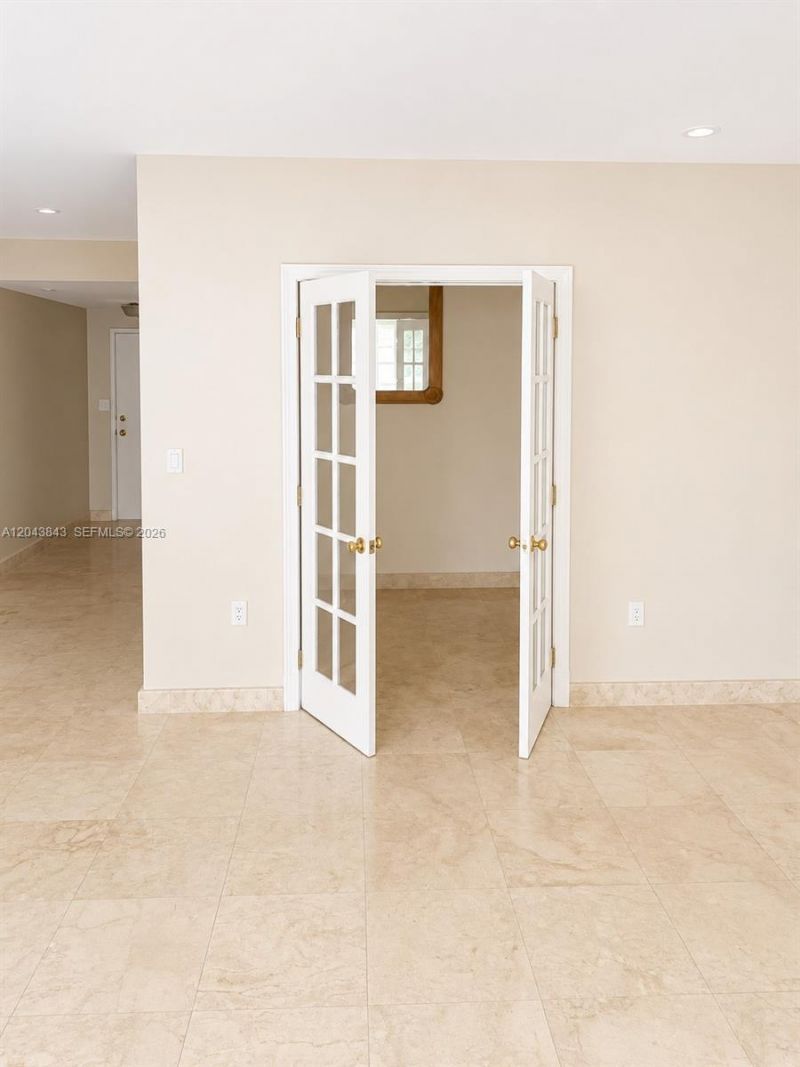 5255 Collins Ave, Unit 7B, Miami Beach, FL 33140 Photo