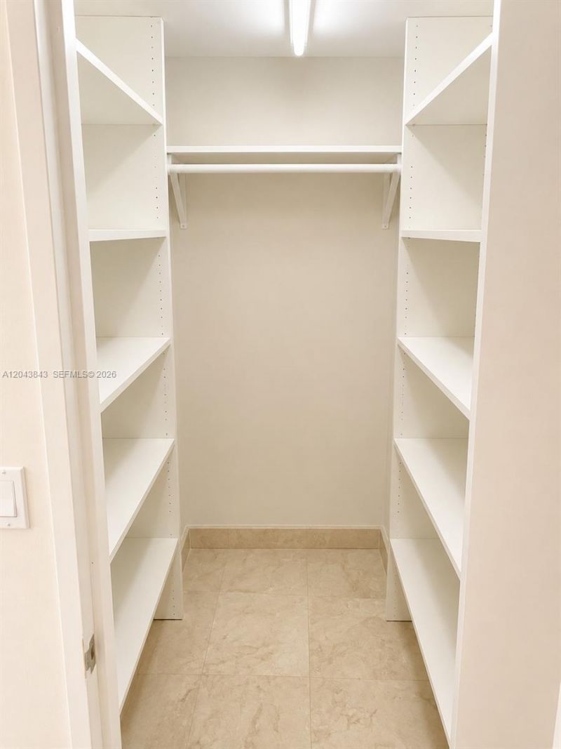 5255 Collins Ave, Unit 7B, Miami Beach, FL 33140 Photo