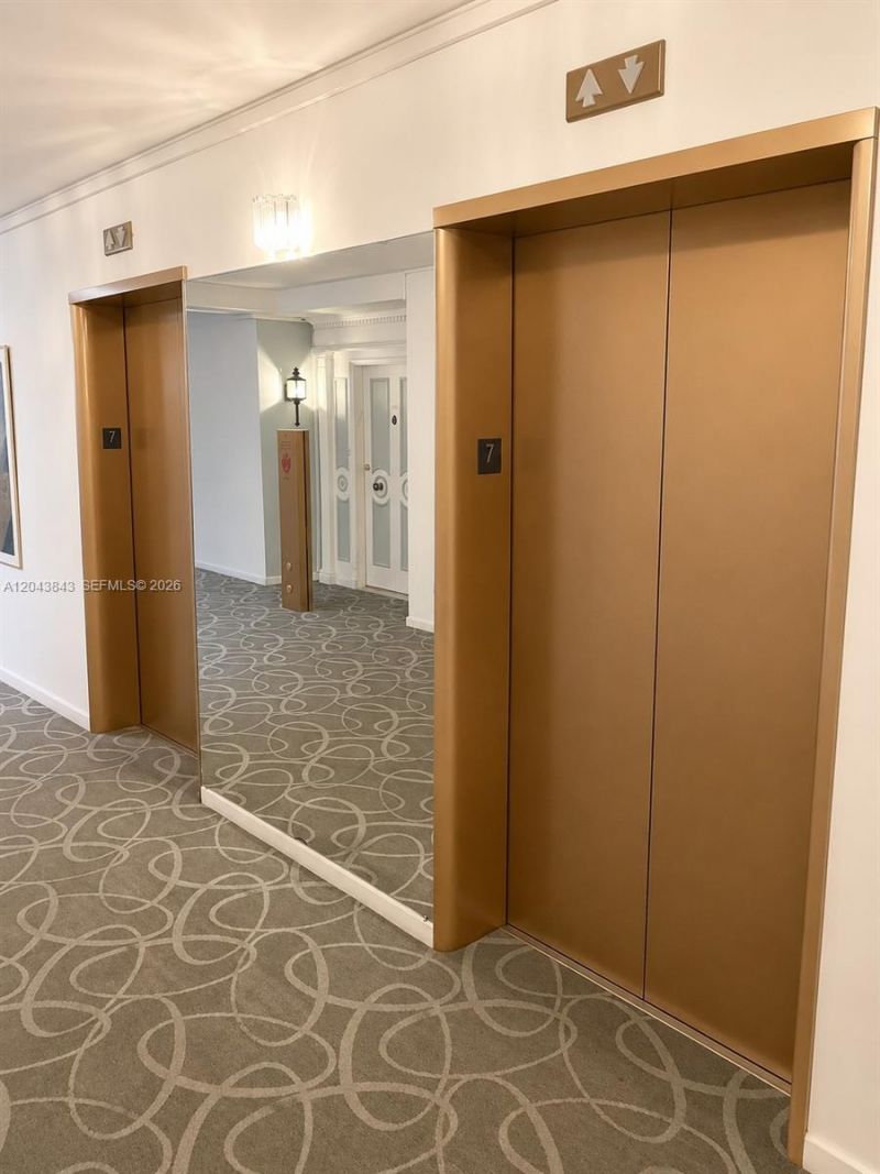 5255 Collins Ave, Unit 7B, Miami Beach, FL 33140 Photo