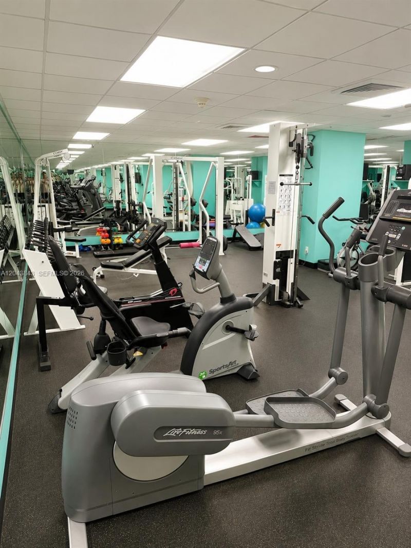 5255 Collins Ave, Unit 7B, Miami Beach, FL 33140 Photo