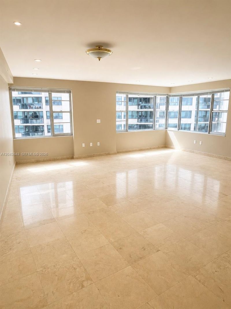 5255 Collins Ave, Unit 7B, Miami Beach, FL 33140 Photo
