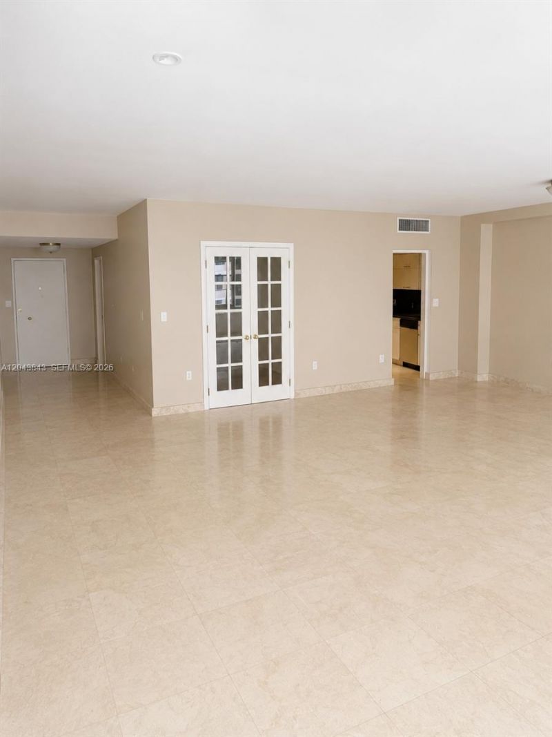 5255 Collins Ave, Unit 7B, Miami Beach, FL 33140 Photo
