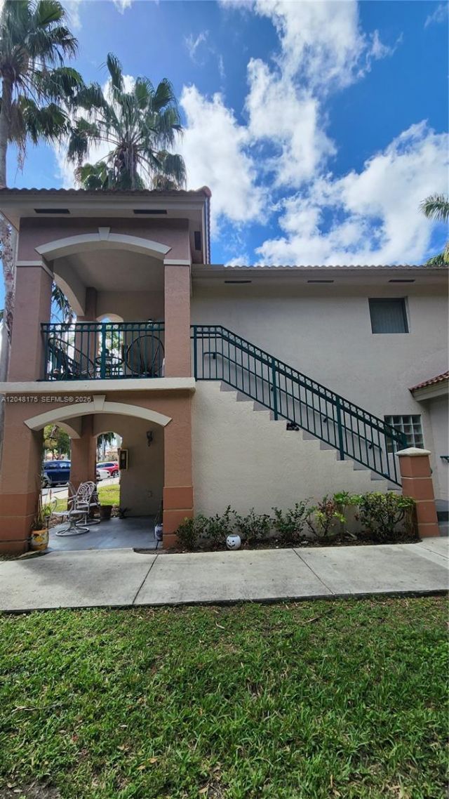 1301 SE 28th Ln, Unit 206-42, Homestead, FL 33035 Main Photo