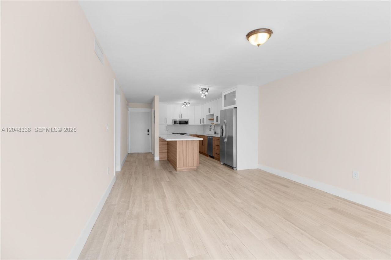 8752 SW 12th St, Unit 201, Miami, FL 33174 Photo