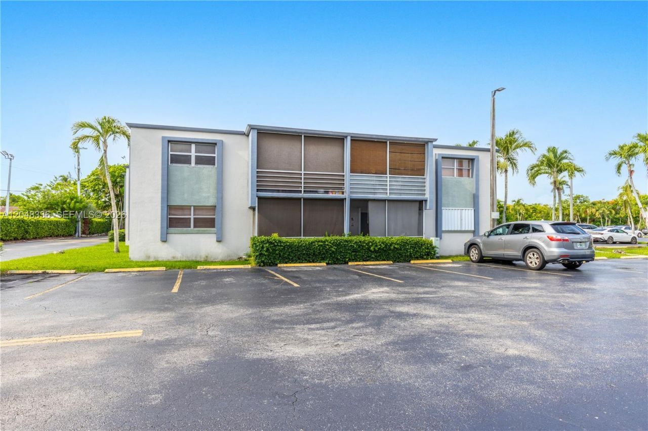 8752 SW 12th St, Unit 201, Miami, FL 33174 Photo