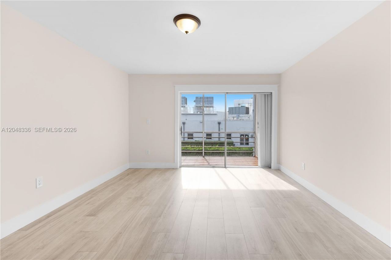 8752 SW 12th St, Unit 201, Miami, FL 33174 Photo
