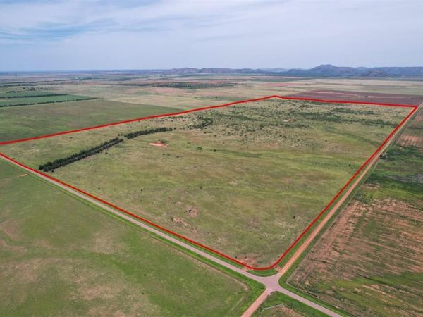 1550 E County Road, Mangum, OK 73554