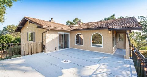10381 Blue Light Ln, Auburn, CA 95603 Photo