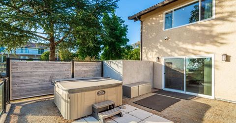 10381 Blue Light Ln, Auburn, CA 95603 Photo