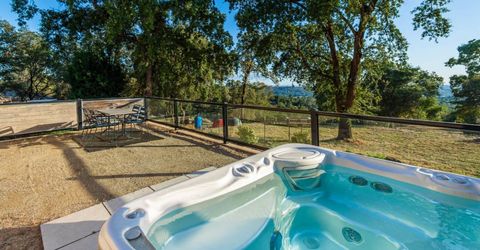 10381 Blue Light Ln, Auburn, CA 95603 Photo