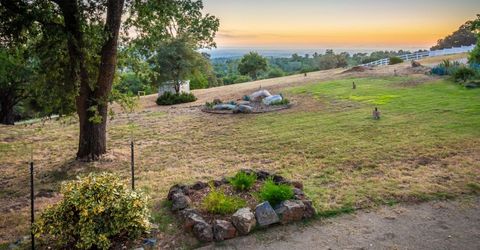 10381 Blue Light Ln, Auburn, CA 95603 Photo