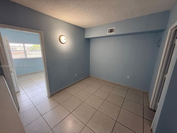 1350 W 53rd St , Unit 29, Hialeah, FL 33012