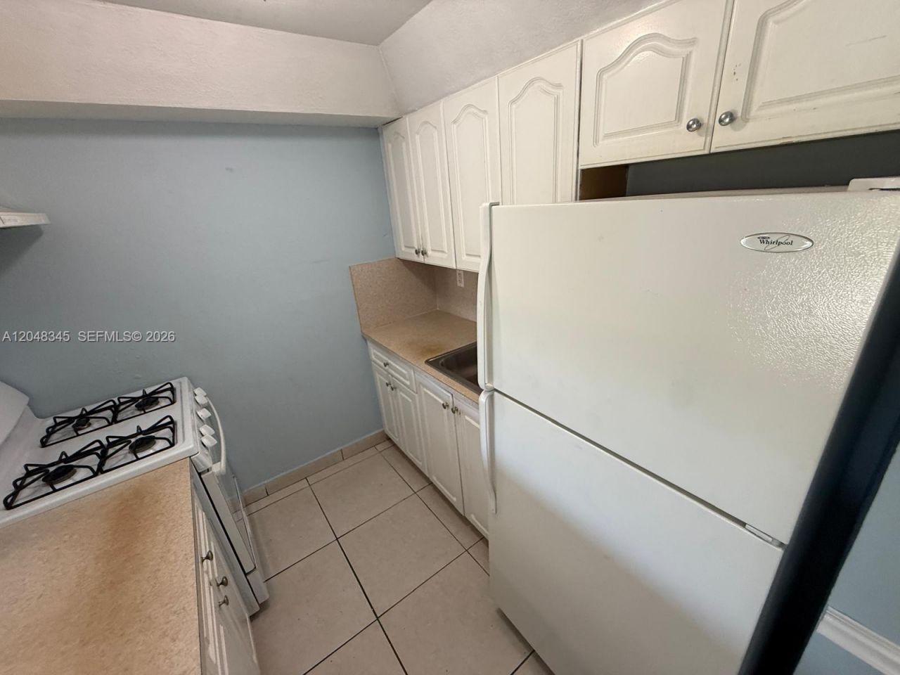 1350 W 53rd St, Unit 29, Hialeah, FL 33012 Photo