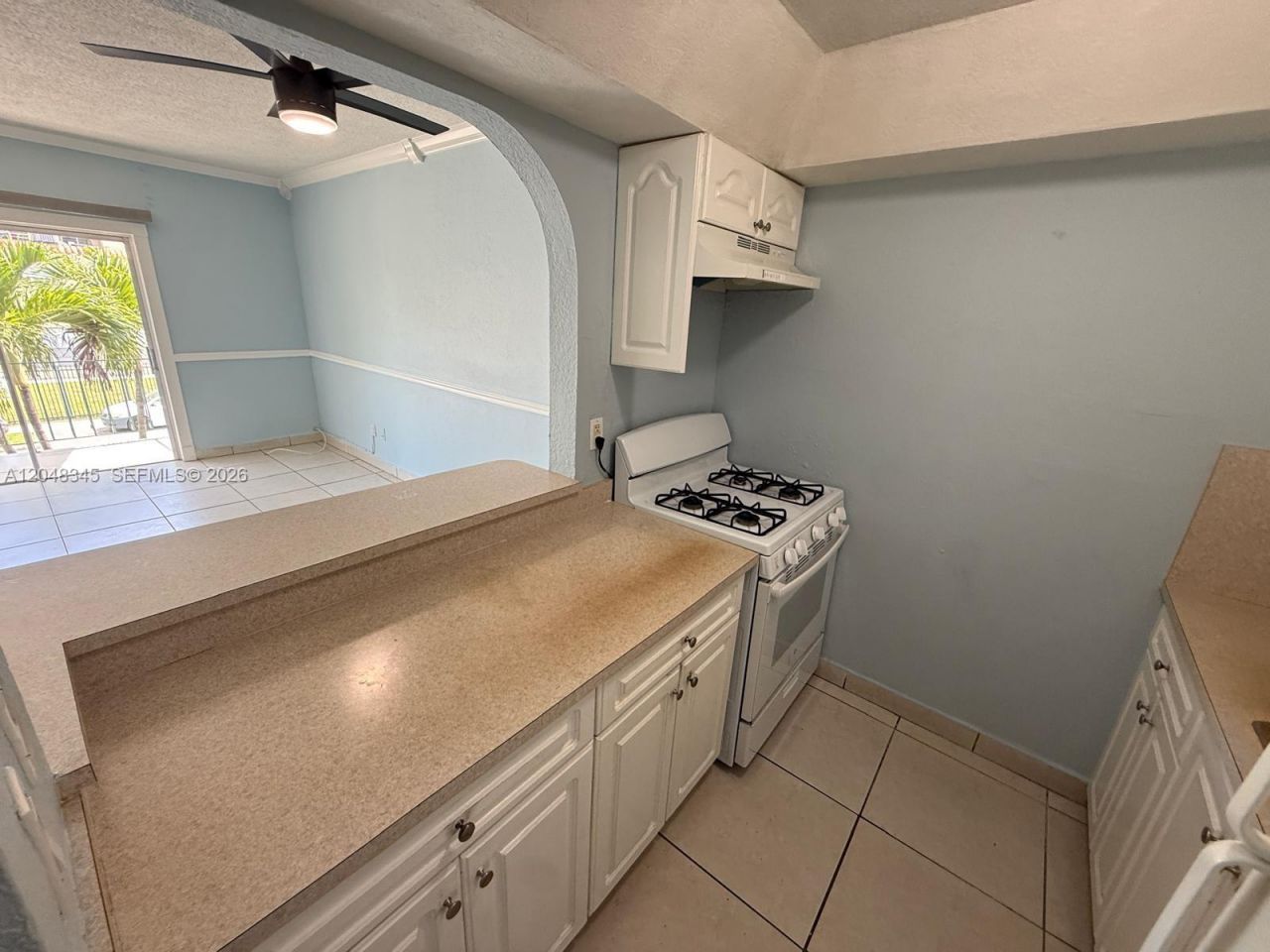 1350 W 53rd St, Unit 29, Hialeah, FL 33012 Photo