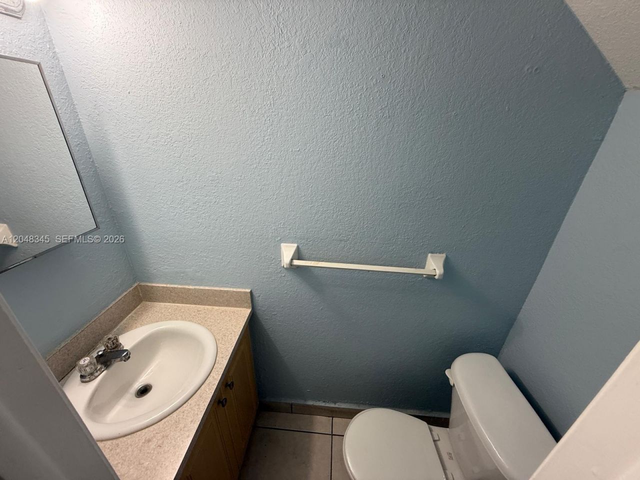 1350 W 53rd St, Unit 29, Hialeah, FL 33012 Photo