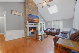 149 Southwold Circle photo 4